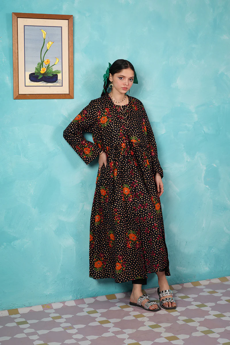 Serene Folk Garden Kurta - Image 10
