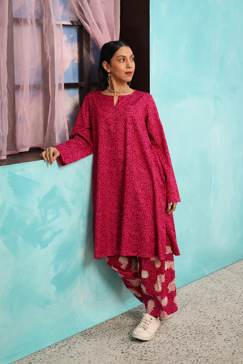 Contrast Printed Feather Flow Set - Image 13