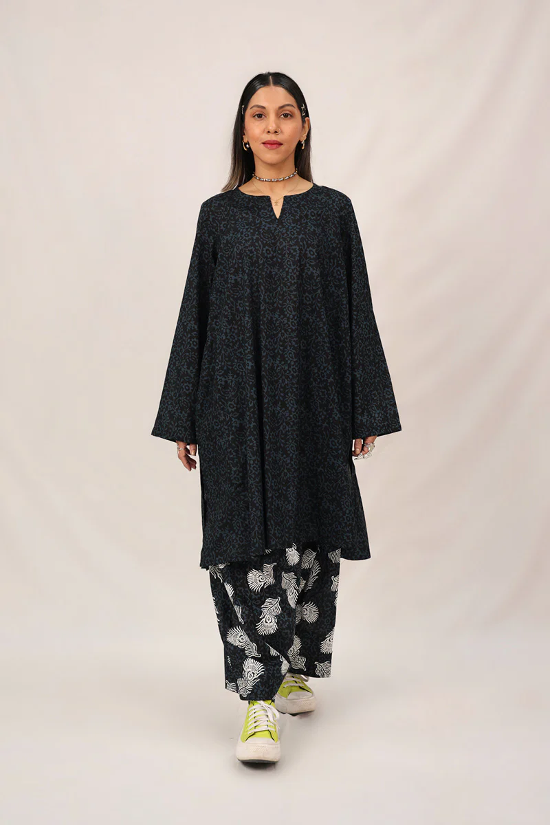 Contrast Printed Feather Flow Set - Image 7