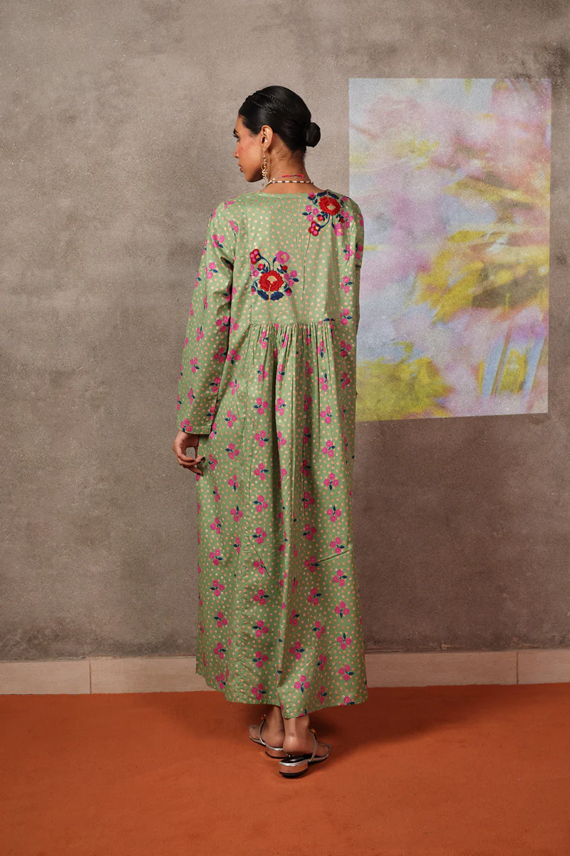 Folk Garden Art Ensemble - Image 10