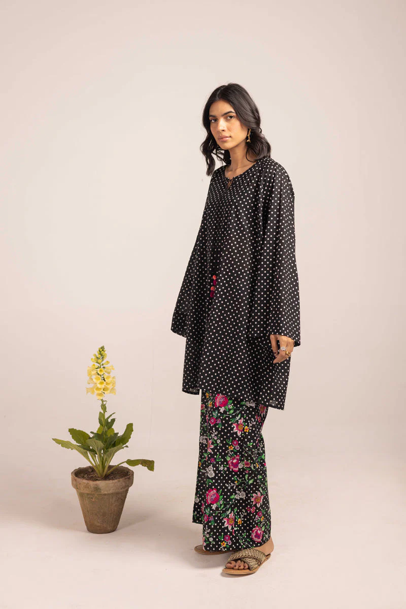Tasseled Gardenia Ensemble - Image 17