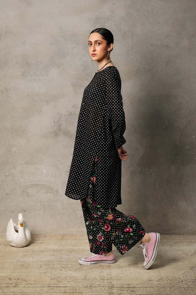 Gardenia Glance Ensemble - Image 7