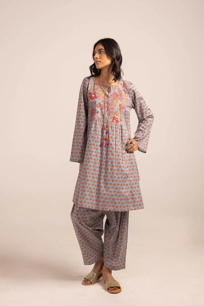Rang Mahal Hazy Hues - Image 9