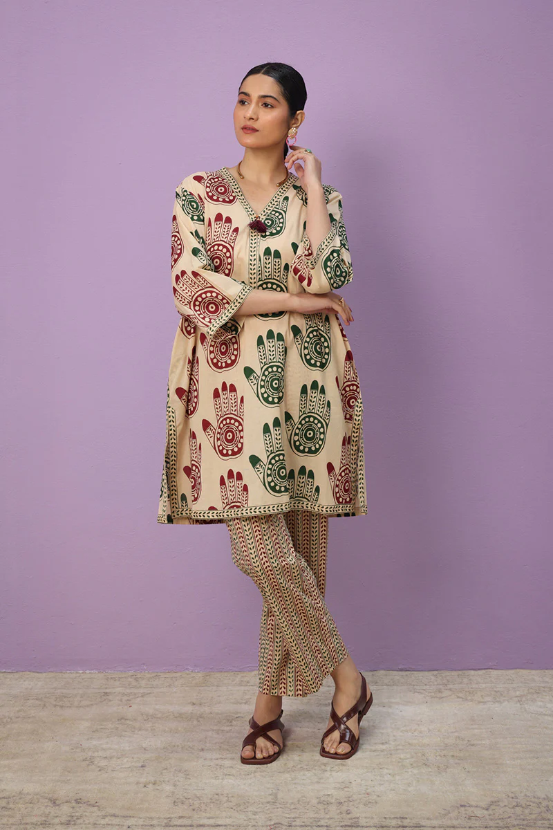 Zar-e-Mehndi Ensemble - Image 6