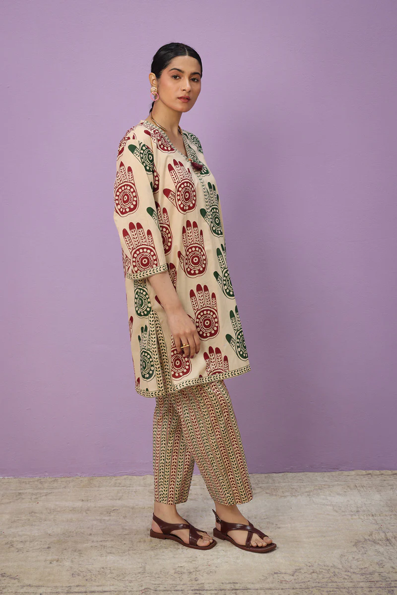 Zar-e-Mehndi Ensemble - Image 7