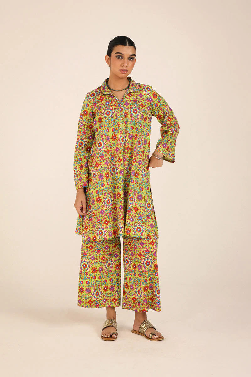 Bold Mexican floral ensemble - Image 22
