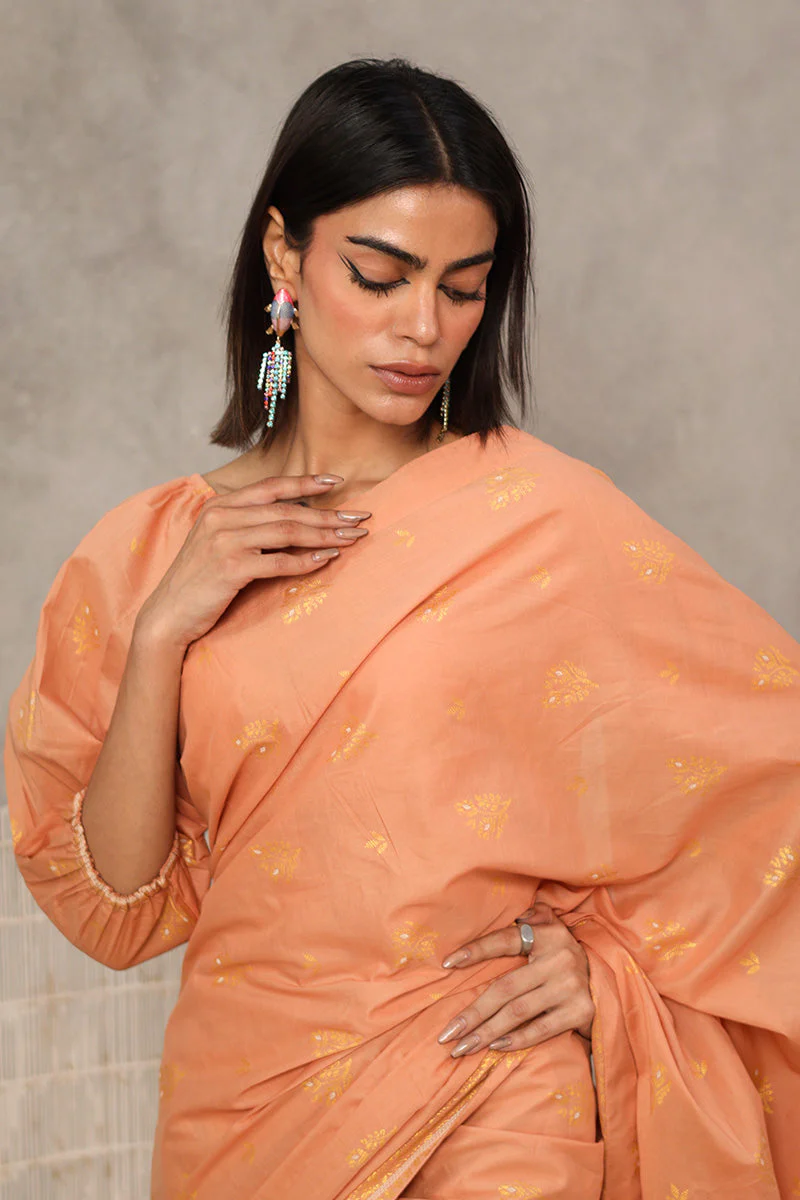 Zarqash Jacquard Majesty Saree - Image 29