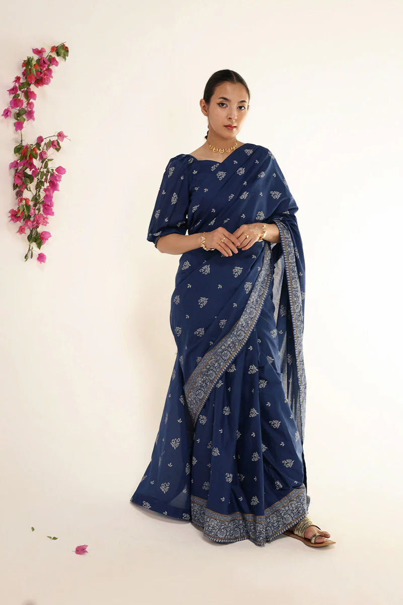 Zarqash Jacquard Majesty Saree - Image 9