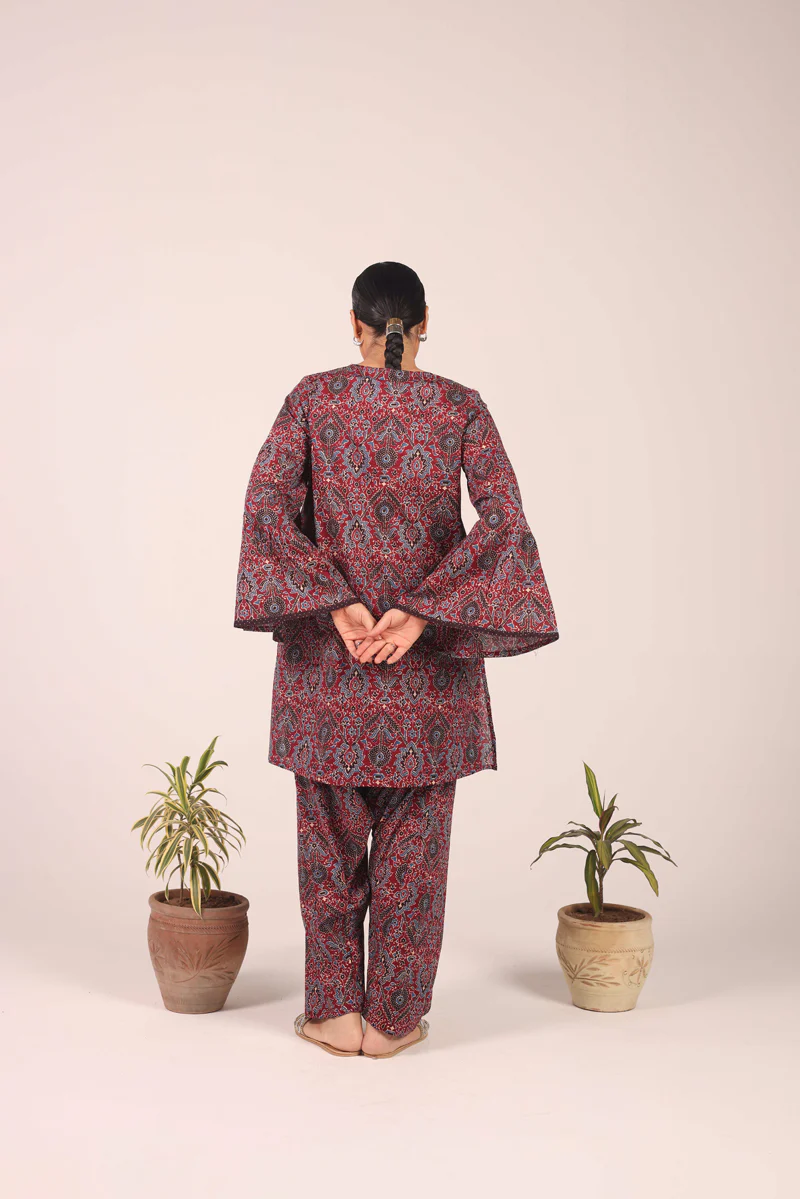 Ajrak Folkloric Tales Ensemble - Image 12