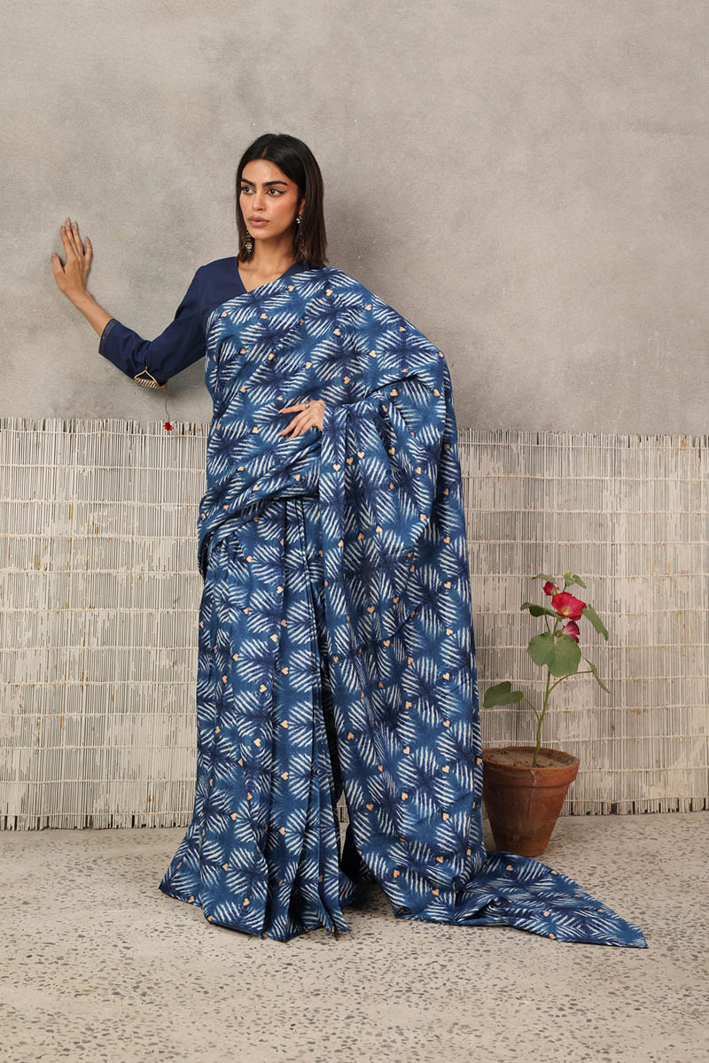 Tapestry of Dye Heart Saree - Image 8