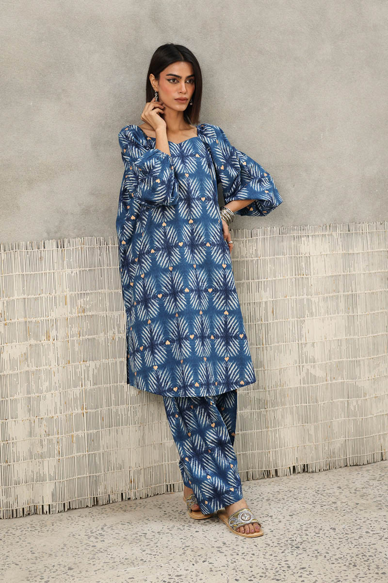 Glided Dye Heart Ensemble - Image 17