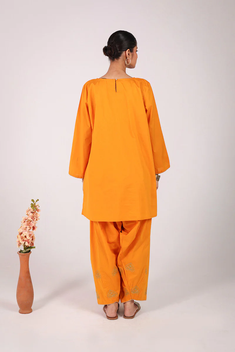 Fusion Gilded Ensemble - Image 5
