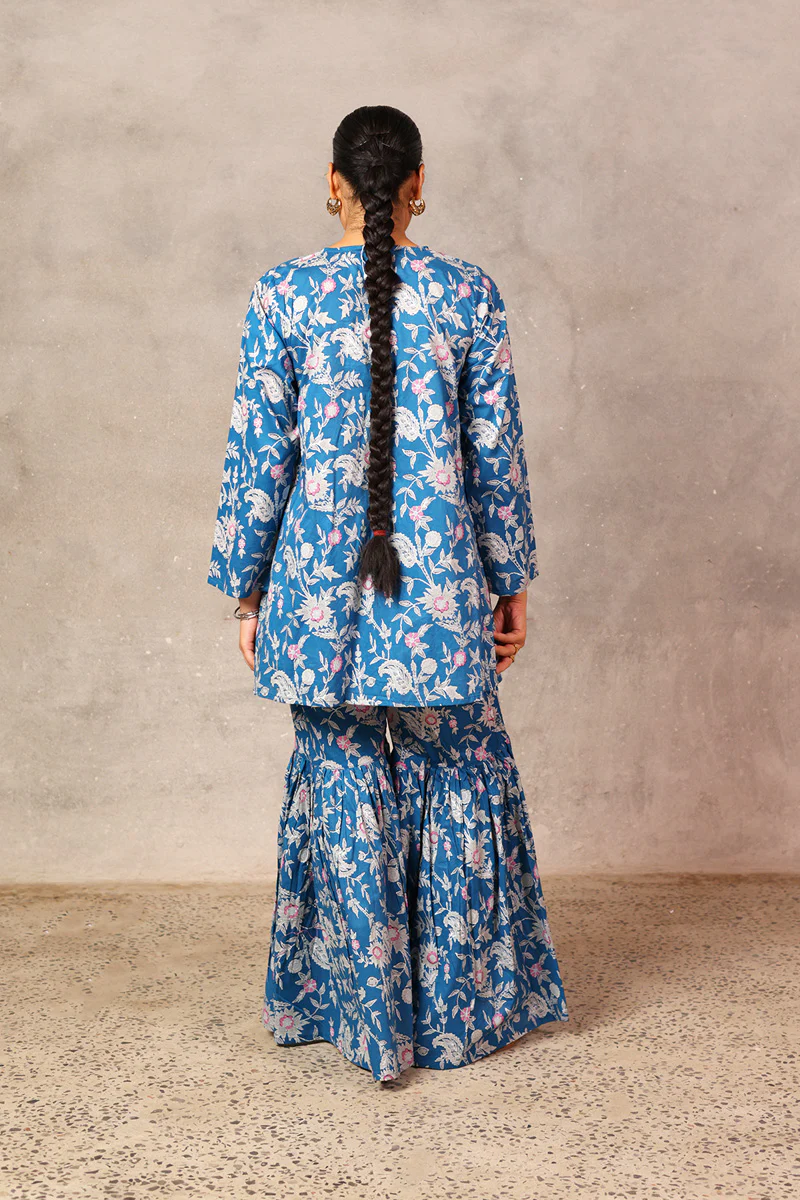 Gilded Florals Riwaayat Set - Image 14