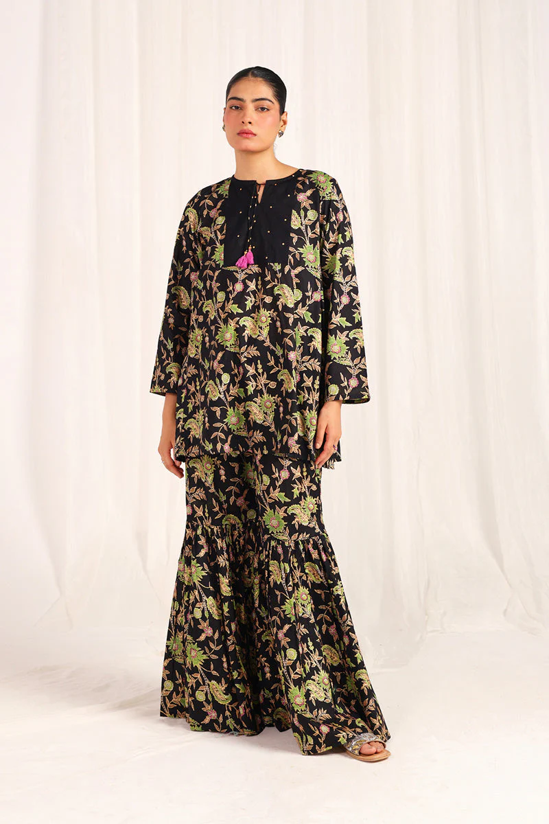 Gilded Florals Riwaayat Set - Image 17