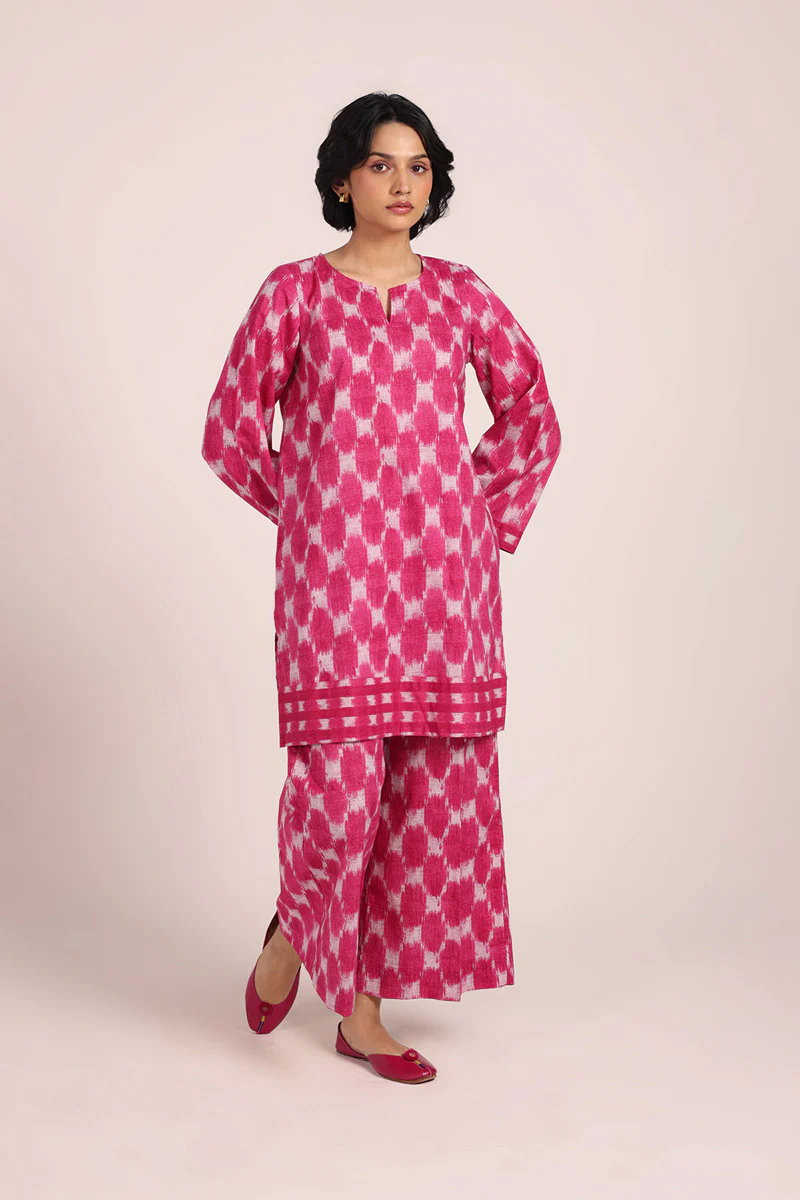 Ikat Illusion Ensemble - Image 13