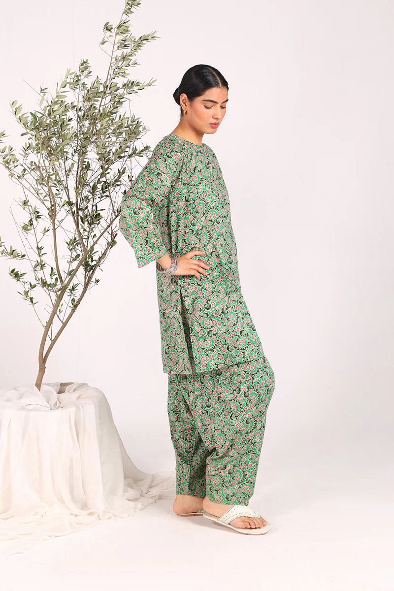 Mukaish Mirage Saru Ensemble - Image 3