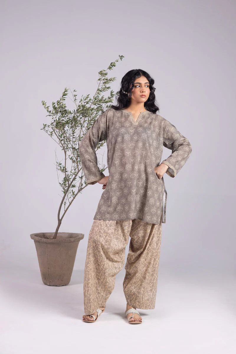 Soft Hues of Gulnar Duo - Image 21
