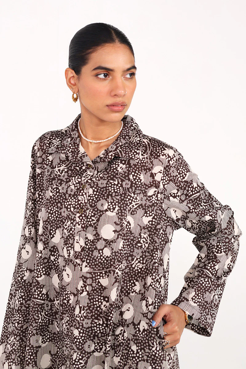 Collared Gul E Aqs Ensemble