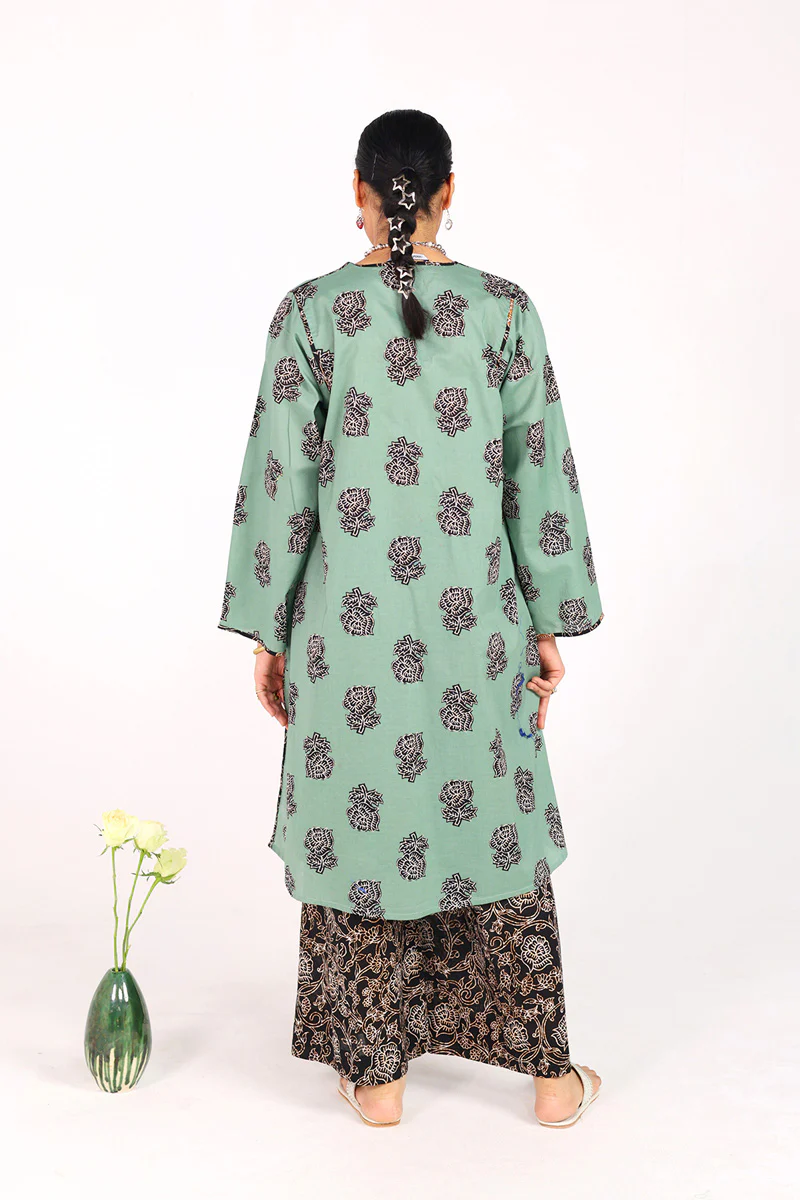 The Rose Diaries Reverie Ensemble - Image 4