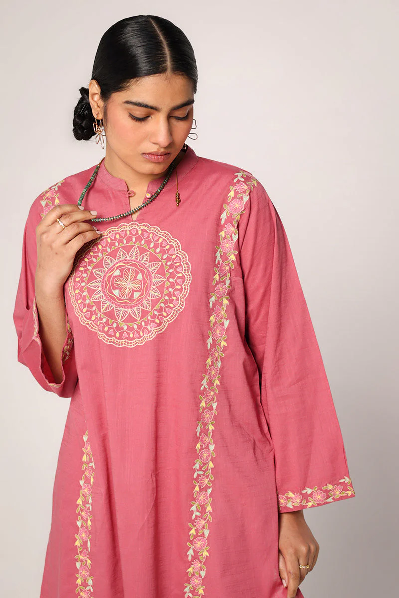 Chamba Rumal Heritage Suit - Image 10