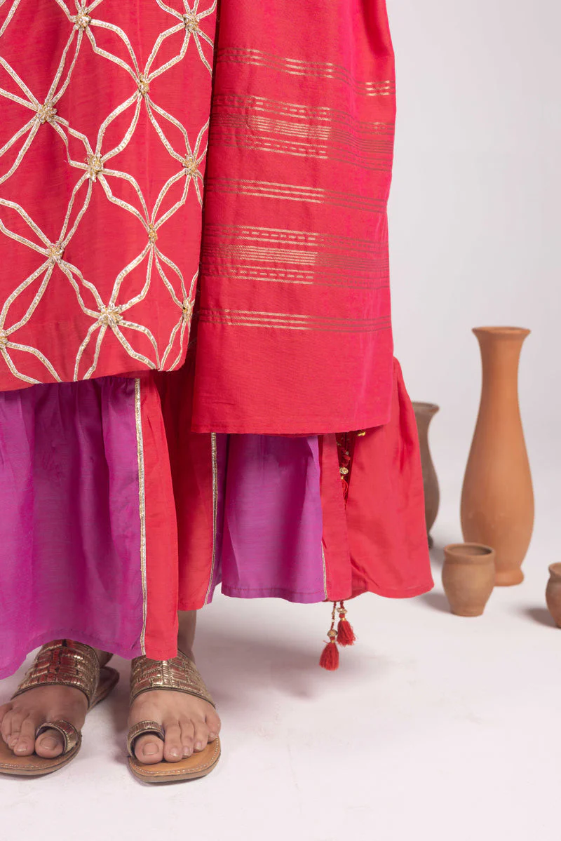 Zareen Rung Ensemble - Image 12