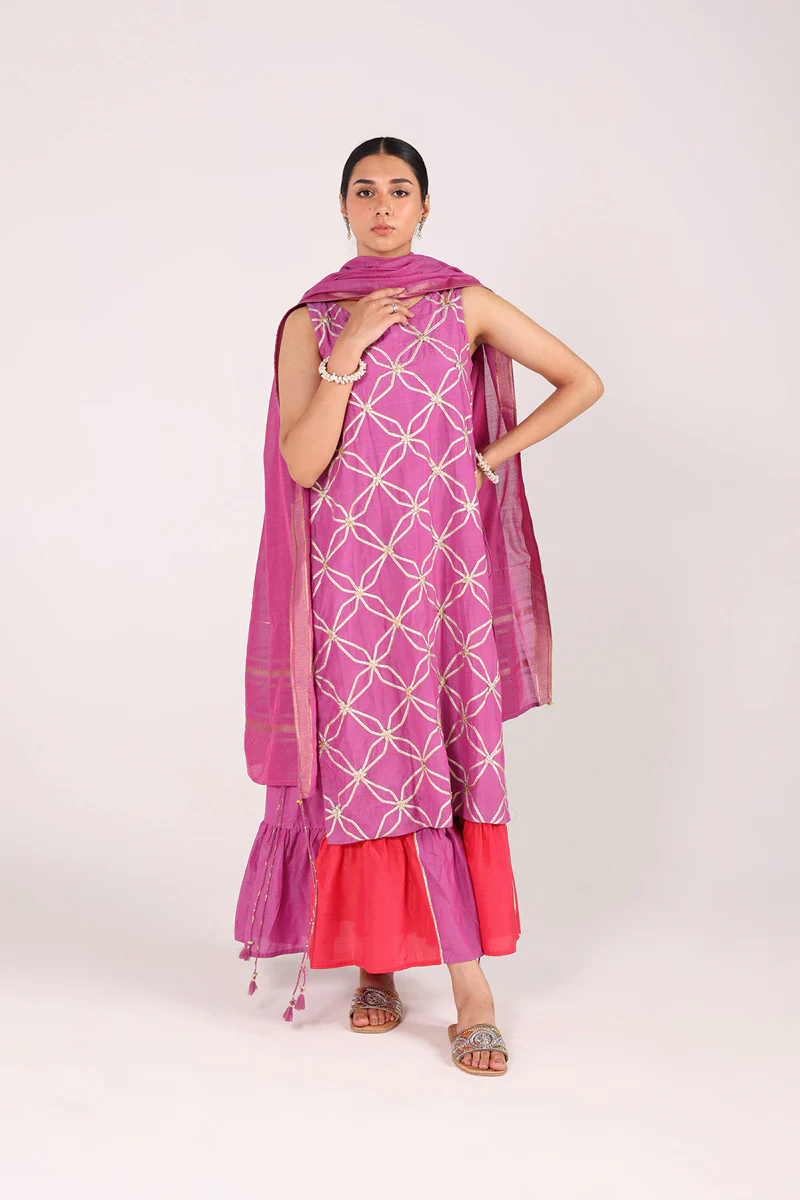 Zareen Dastan Ensemble - Image 11