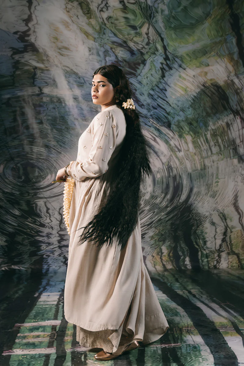 Zareen Gota Grace Suit - Image 8