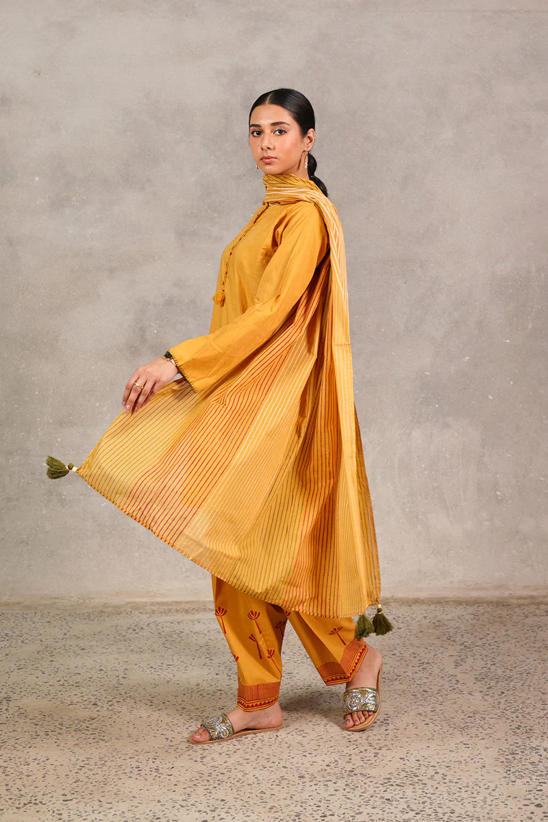 Block-Printed Tasseled 3-piece Suit - Image 3