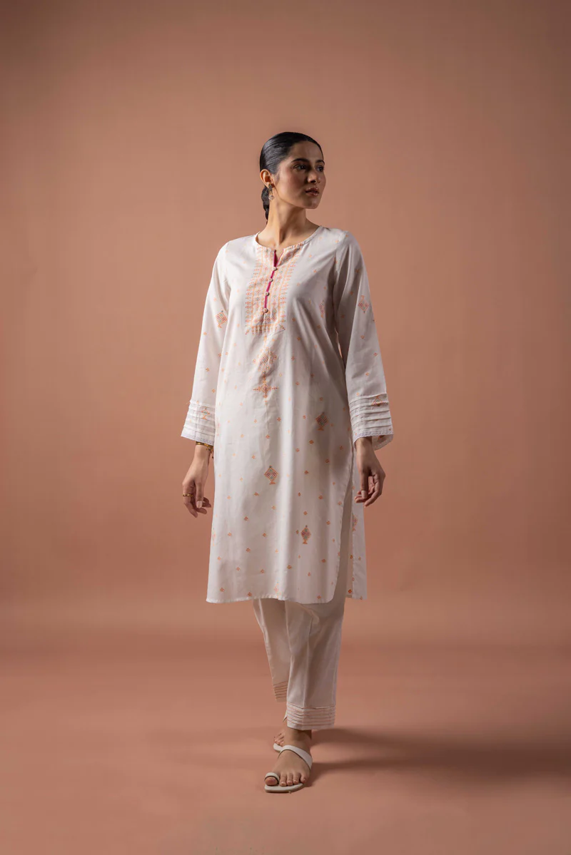 Whispers Of Jacquard Ensemble - Image 2