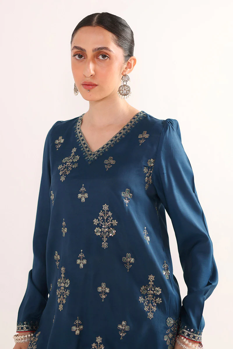 Ronak-e-Gulastari Suit - Image 2