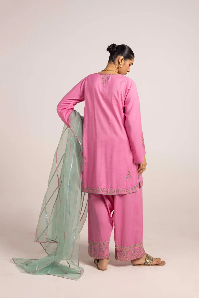 Gulastari Nur 3 Piece Suit - Image 4