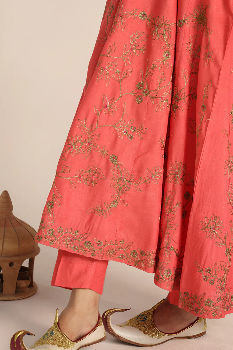 Hues of Red Gilded Flare Ensemble - Image 3