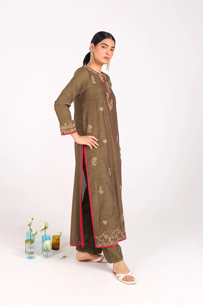 Shoukh Rang-e-Riwayat Ensemble - Image 3