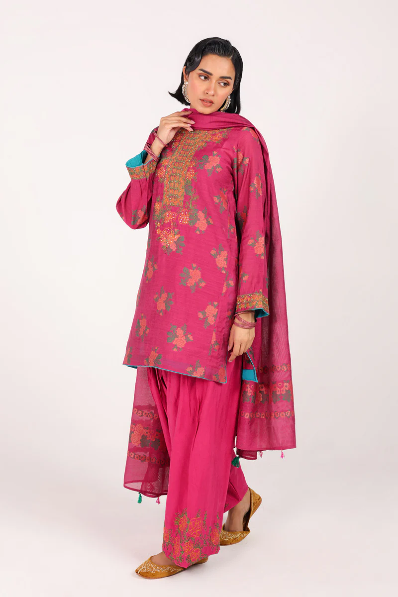 Golden Rosette Ensemble - Image 3
