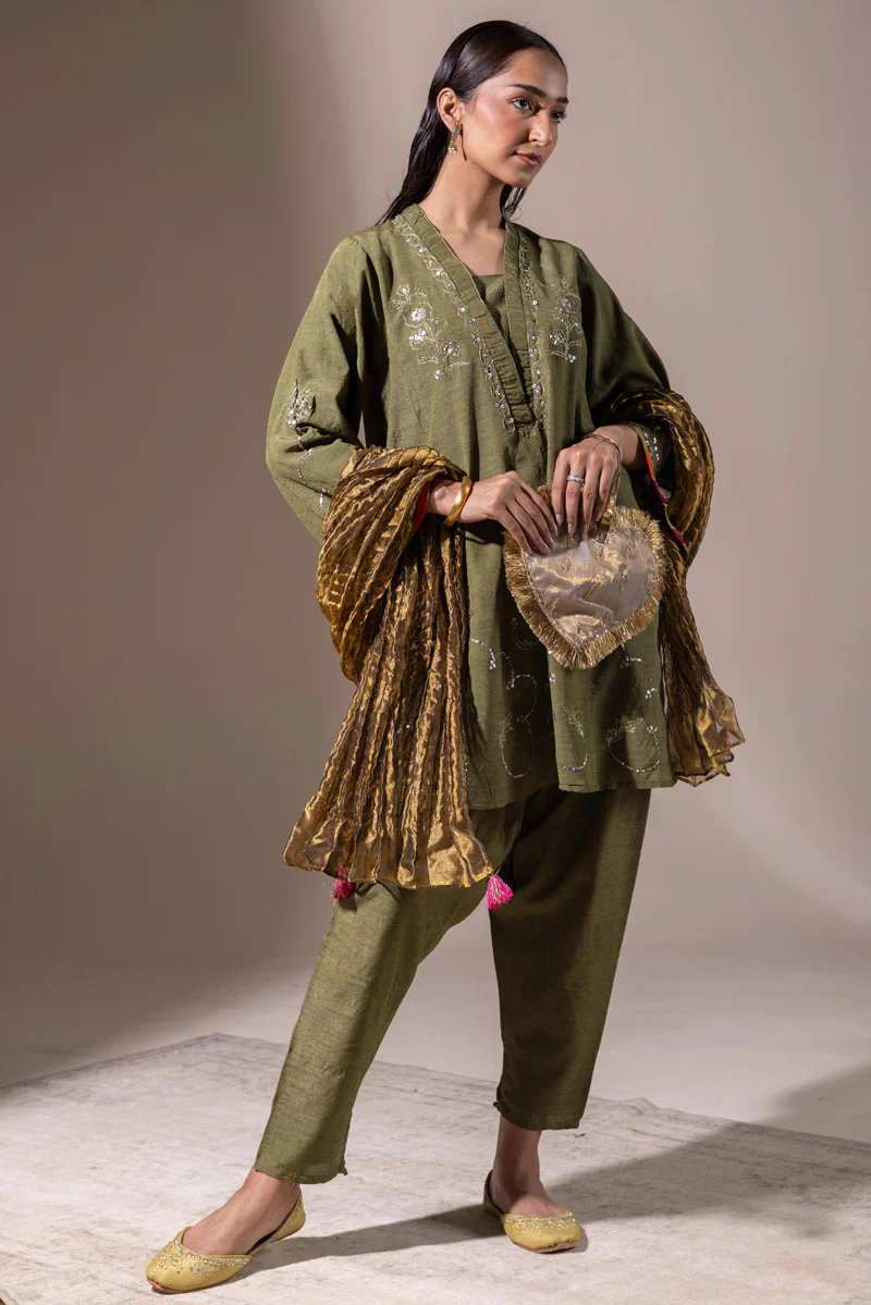 Shoukh Rang Gilded Dupatta - Image 3