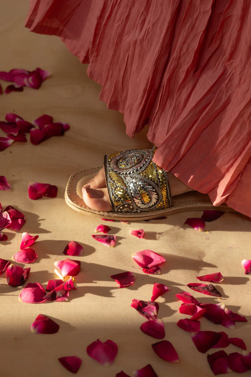 Nawabi Zarbaft Juti - Image 5