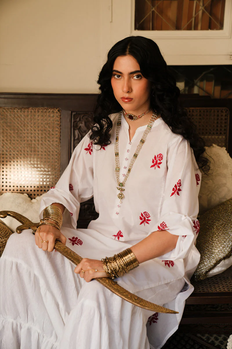Naqsh-e-Gulab NKR kurta - Image 6