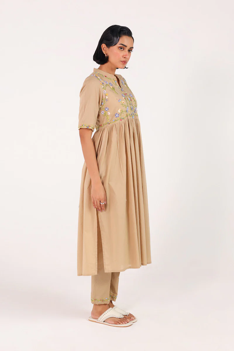 Floral Crush Hand-Embroidered Set - Image 9
