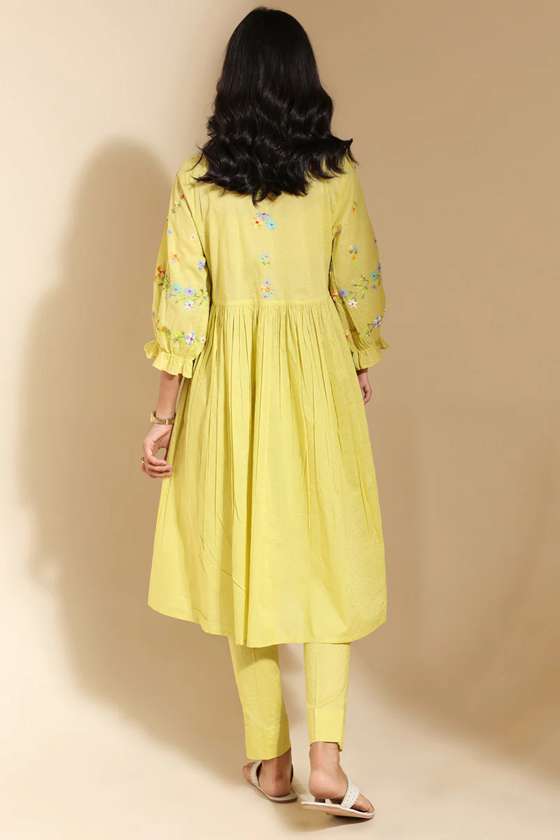 Floral Crush Flared Set - Image 4