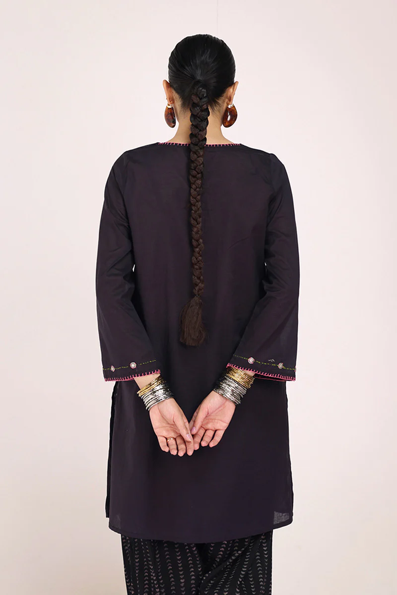Gypsy Wonders Pure-Hued Kurta - Image 9
