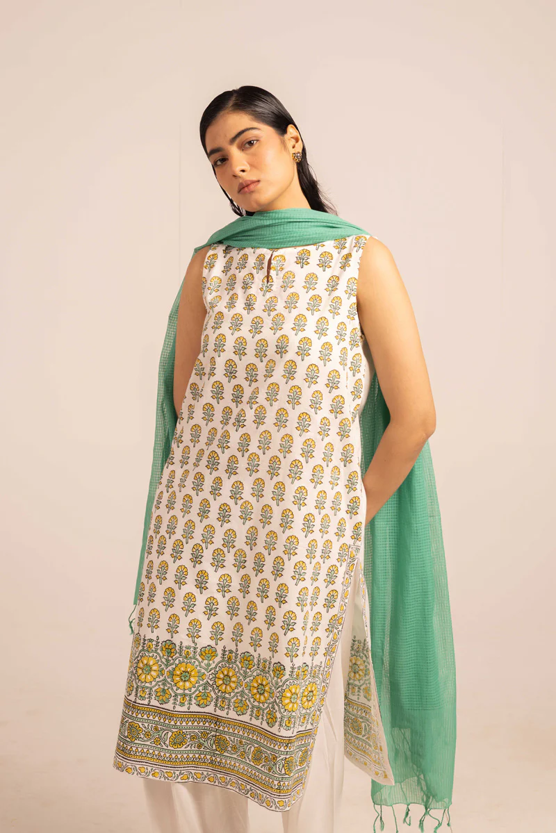 Chintz Whisper Heritage Hues Kurta - Image 2