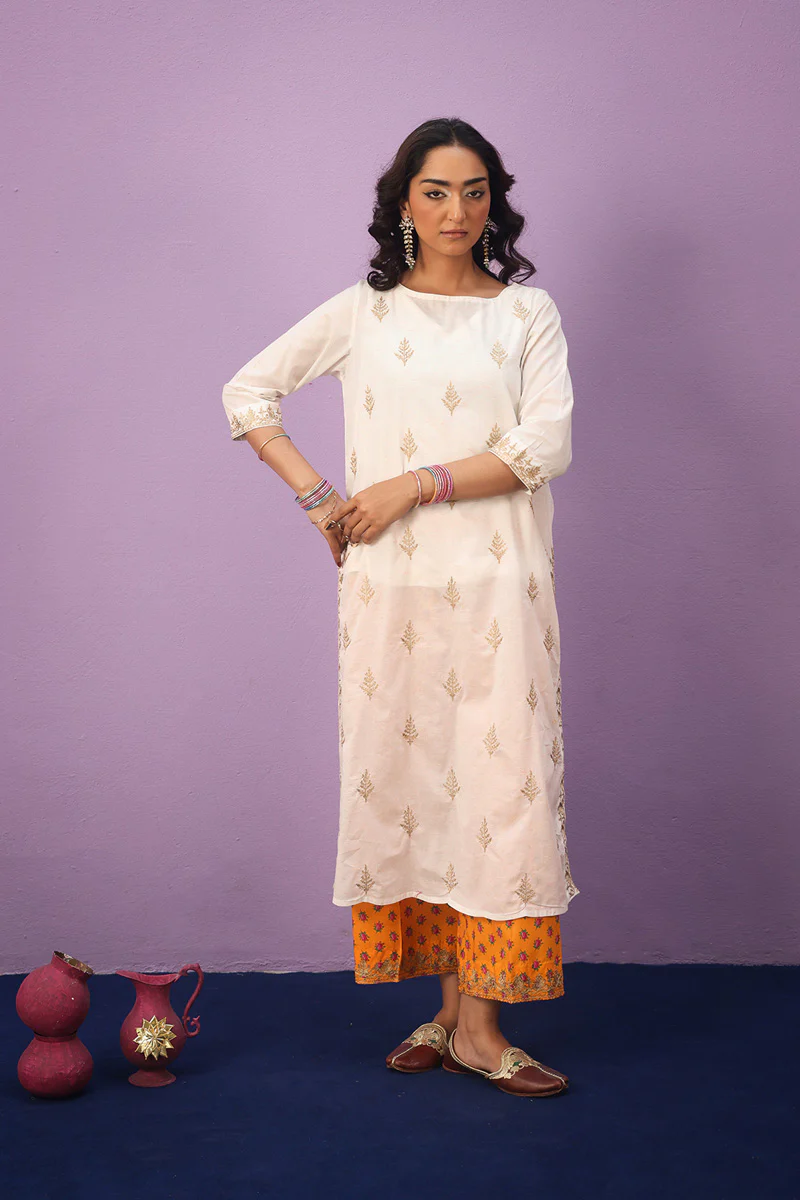 Nurmaya Gilded Glam Ensemble - Image 3
