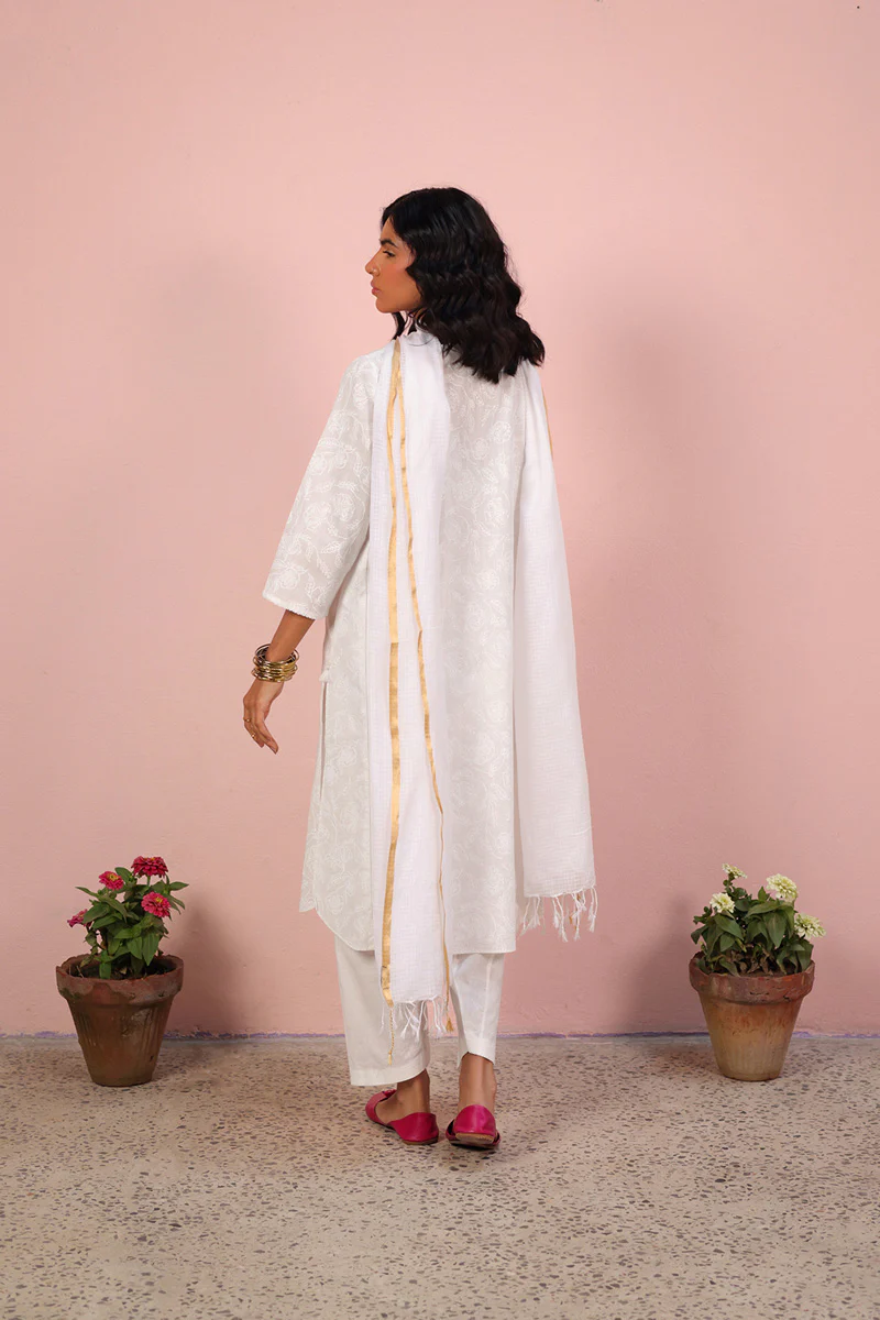 Rangeela Beaded Bliss Kurta - Image 4