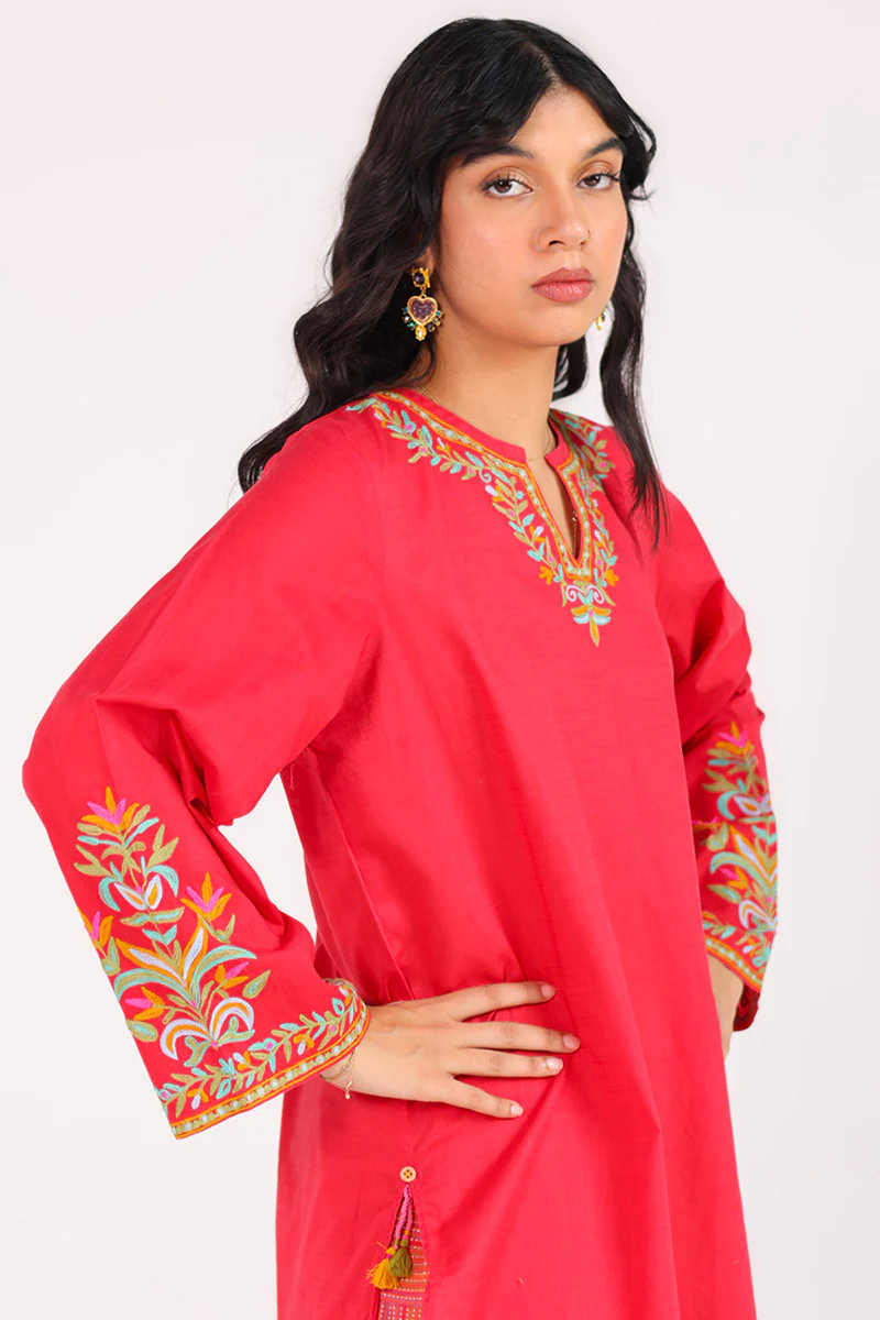 Rangeen Qissay Embroidered Set - Image 10