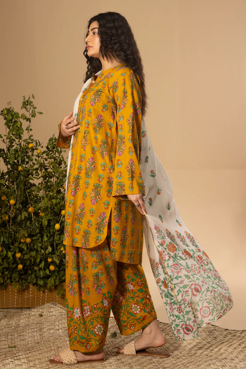 Block Petal Tassel Set - Image 12