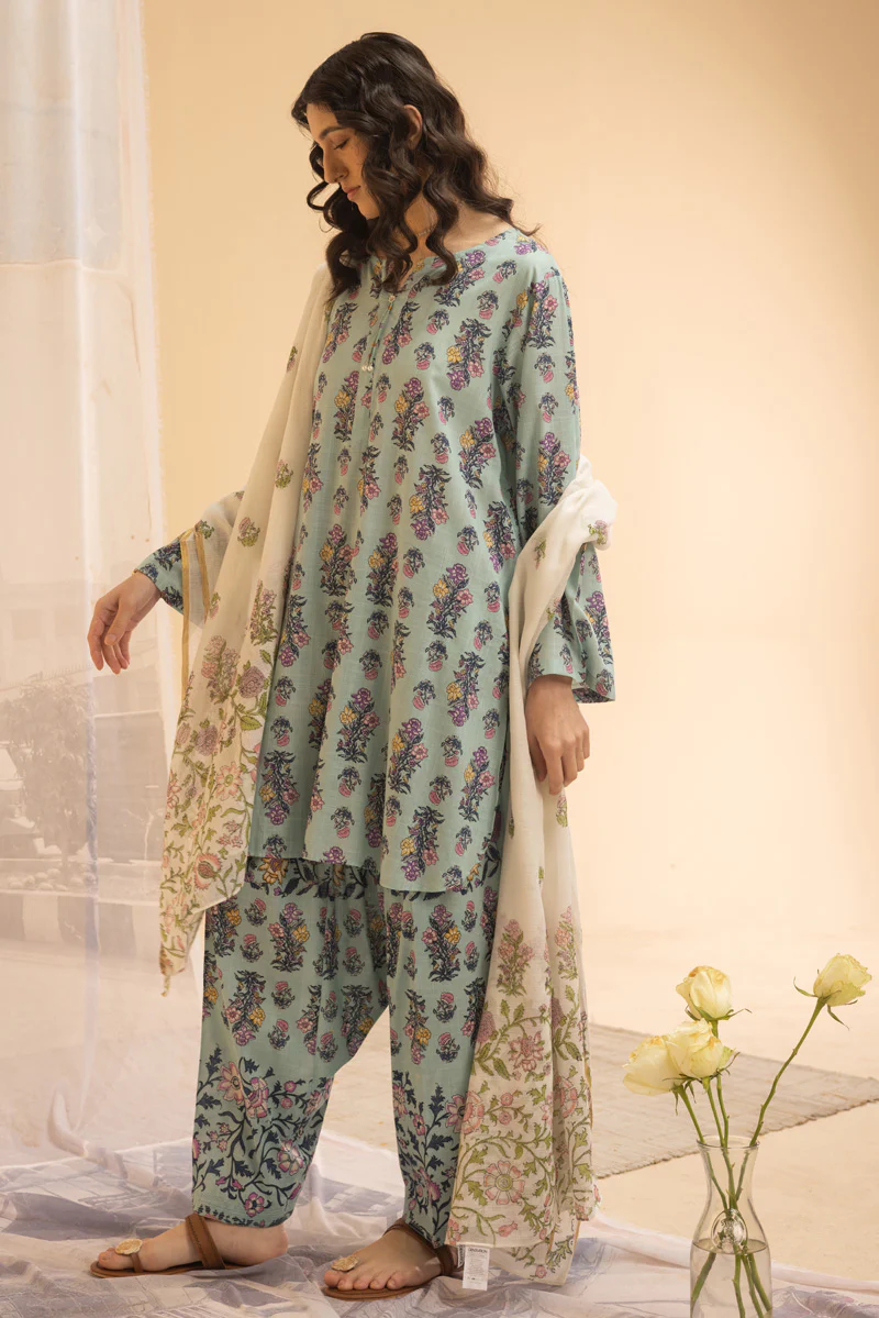 Block Petal Tassel Set - Image 3