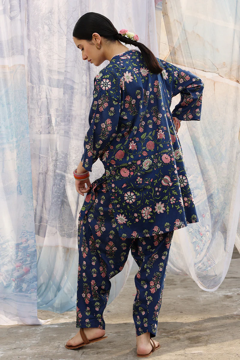 Floral Ease Tassel Set - Image 12