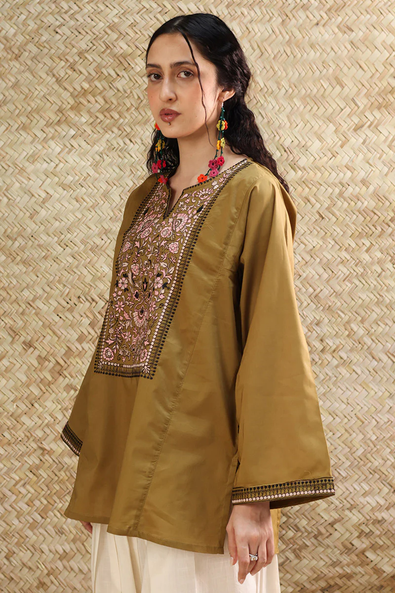 Rang Allure Kurti - Image 16