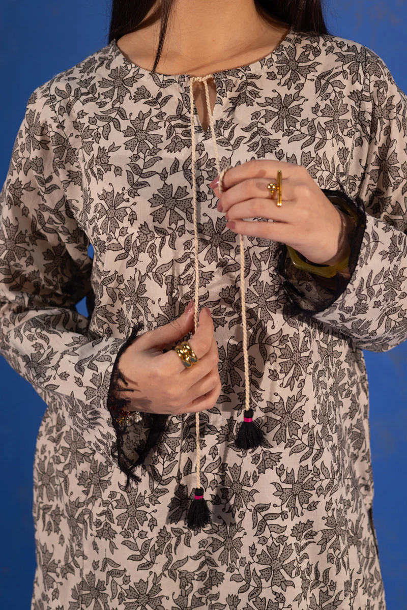 Garden Tassel Tales Set - Image 6