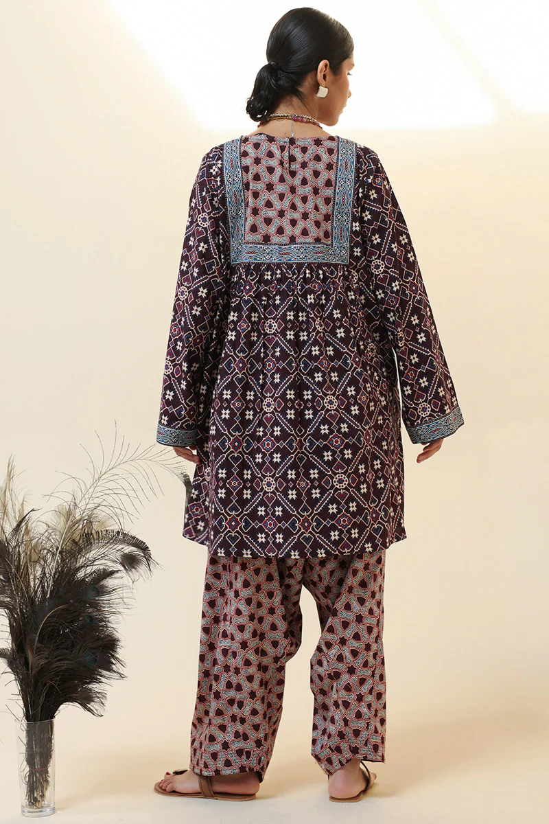 Ajrak Kahani Flared Set - Image 3